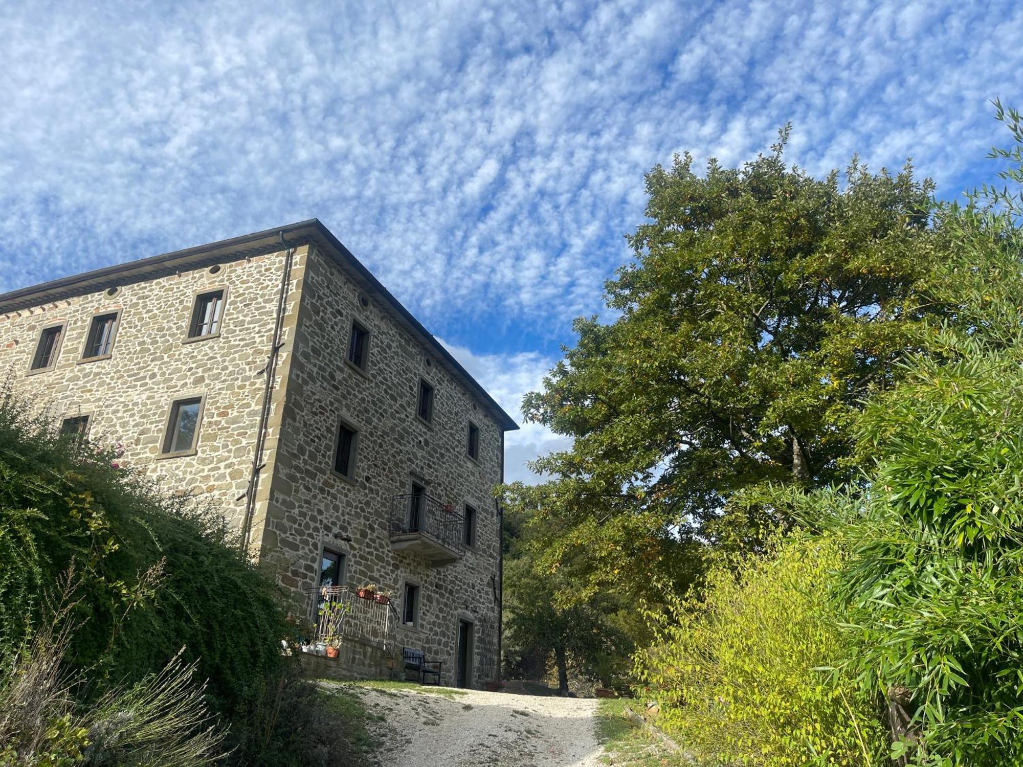 Bio Agriturismo Il Vigno Caprese Michelangelo Extérieur photo