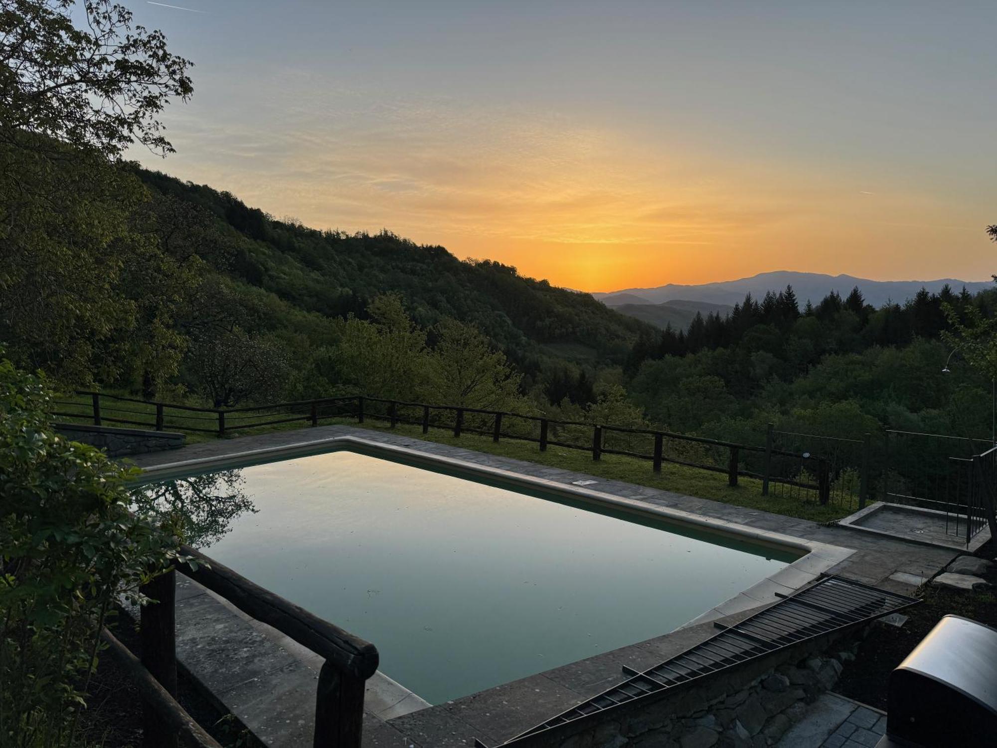 Bio Agriturismo Il Vigno Caprese Michelangelo Extérieur photo